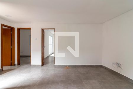 Sala de casa de condomínio para alugar com 2 quartos, 65m² em Imirim, São Paulo
