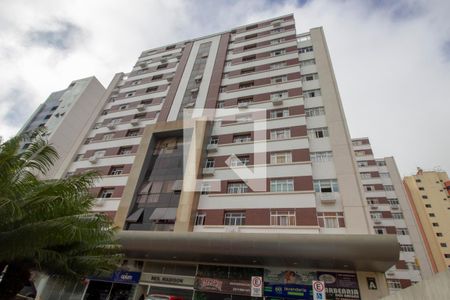 Fachada de apartamento para alugar com 1 quarto, 28m² em Quadra 301, Brasília