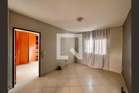 Sala de apartamento para alugar com 1 quarto, 47m² em Jardim Chapadão, Campinas