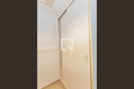 Quarto de apartamento à venda com 2 quartos, 77m² em Vila Gumercindo, São Paulo