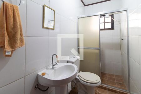 Banheiro de serviço de casa à venda com 3 quartos, 267m² em Ipanema, Porto Alegre