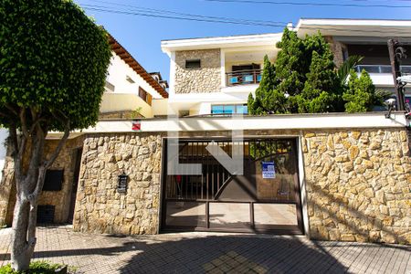 Fachada de casa à venda com 3 quartos, 289m² em Jardim Textil, São Paulo