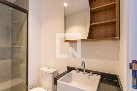 Banheiro de kitnet/studio à venda com 1 quarto, 30m² em Indianópolis, São Paulo