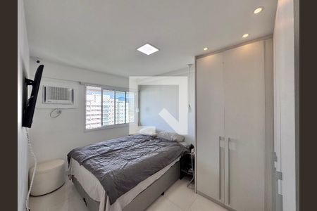 Suíte de apartamento para alugar com 2 quartos, 160m² em Barra da Tijuca, Rio de Janeiro