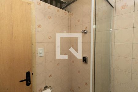 Banheiro 2 de casa à venda com 4 quartos, 186m² em Vila Gustavo, São Paulo