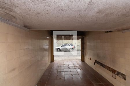 Garagem de casa à venda com 4 quartos, 186m² em Vila Gustavo, São Paulo