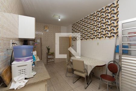 Cozinha 1 de casa à venda com 4 quartos, 186m² em Vila Gustavo, São Paulo