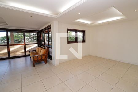 Sala de casa de condomínio à venda com 5 quartos, 380m² em Itanhangá, Rio de Janeiro