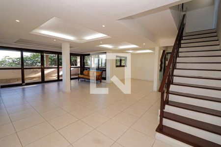 Sala de casa de condomínio à venda com 5 quartos, 380m² em Itanhangá, Rio de Janeiro