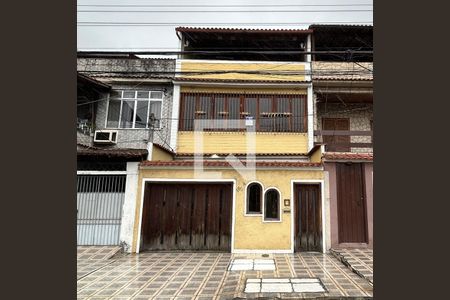 Fachada  de casa à venda com 3 quartos, 485m² em Piedade, Rio de Janeiro