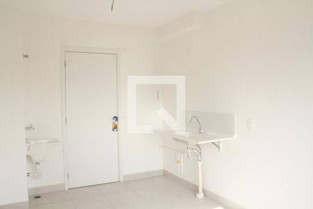 Sala/Cozinha de apartamento para alugar com 2 quartos, 33m² em Vila Maria, São Paulo