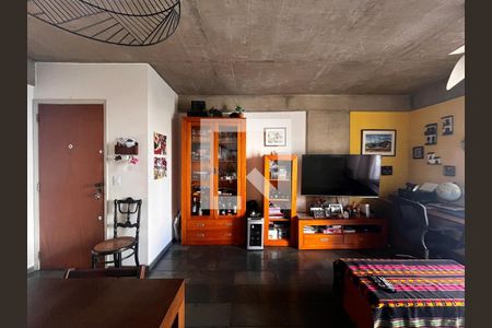 Sala de apartamento à venda com 3 quartos, 91m² em Cambuí, Campinas