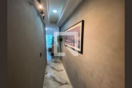 Corredor de apartamento à venda com 2 quartos, 55m² em Anil, Rio de Janeiro