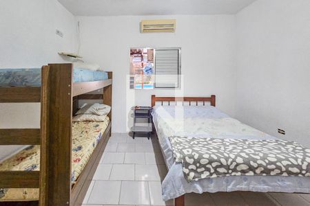 Quarto 2 de casa para alugar com 2 quartos, 105m² em Jardim Virginia, Guarujá