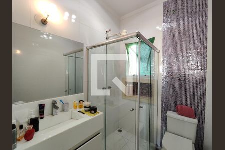 Banheiro da Suíte 2 de casa à venda com 3 quartos, 400m² em Vila Jacuí, São Paulo