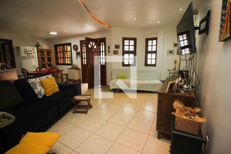 Sala de casa à venda com 2 quartos, 253m² em Cristal, Porto Alegre