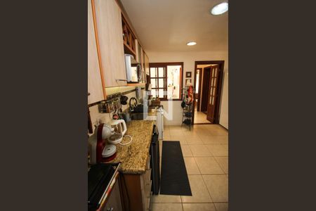 Cozinha de casa à venda com 2 quartos, 253m² em Cristal, Porto Alegre