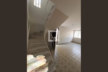 Foto 02 de casa à venda com 3 quartos, 156m² em Vila Sonia, São Paulo