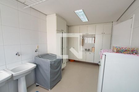 Área de serviço de apartamento para alugar com 4 quartos, 343m² em Jardim Vila Mariana, São Paulo