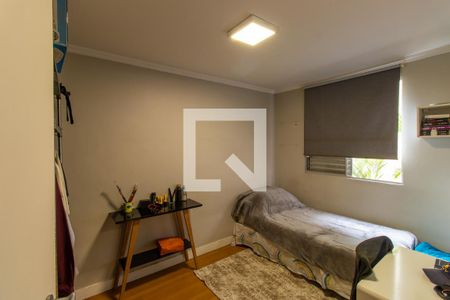 Quarto 2 de apartamento para alugar com 2 quartos, 55m² em Jardim Torino, Cotia
