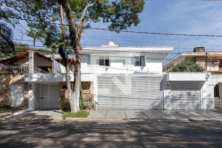 Fachada de casa à venda com 4 quartos, 450m² em Brooklin, São Paulo