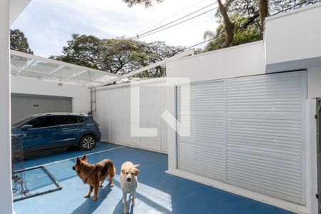 Garagem de casa à venda com 4 quartos, 450m² em Brooklin, São Paulo