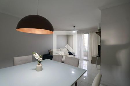 Sala de apartamento para alugar com 3 quartos, 100m² em Jardim Las Palmas, Guarujá