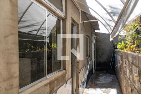 Área externa de casa para alugar com 1 quarto, 60m² em Havaí, Belo Horizonte
