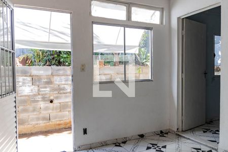 Sala de casa para alugar com 1 quarto, 60m² em Havaí, Belo Horizonte