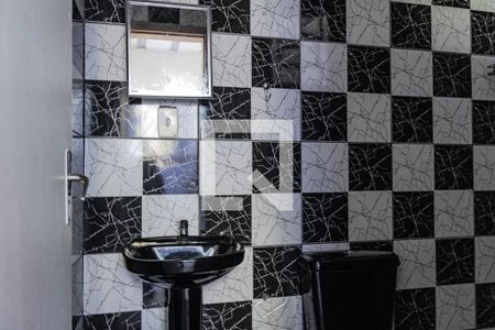 Banheiro de casa para alugar com 1 quarto, 60m² em Havaí, Belo Horizonte