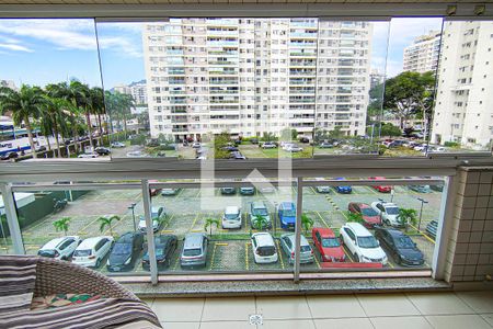 Varanda Sala de apartamento para alugar com 3 quartos, 84m² em Jacarepaguá, Rio de Janeiro