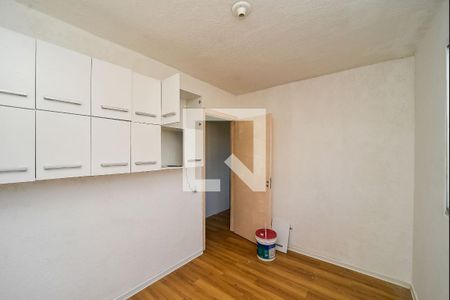 Quarto 1 de apartamento para alugar com 2 quartos, 40m² em Mário Quintana, Porto Alegre