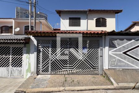 Fachada de casa à venda com 3 quartos, 172m² em Jardim Santa Mena, Guarulhos