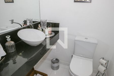 Lavabo de apartamento para alugar com 3 quartos, 130m² em Lapa, São Paulo