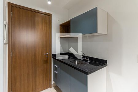 Cozinha de kitnet/studio para alugar com 1 quarto, 25m² em Consolação, São Paulo