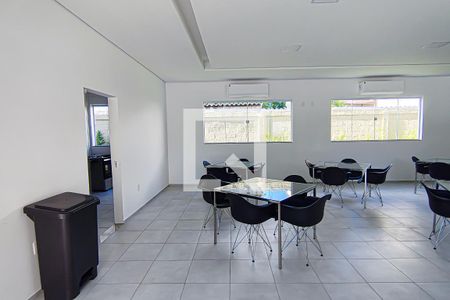 Área comum de apartamento para alugar com 2 quartos, 42m² em Taquara, Rio de Janeiro