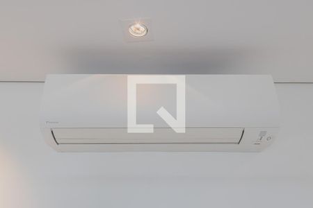 Sala de apartamento à venda com 2 quartos, 71m² em Pinheiros, São Paulo