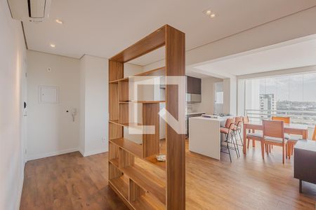 Sala de apartamento à venda com 2 quartos, 71m² em Pinheiros, São Paulo