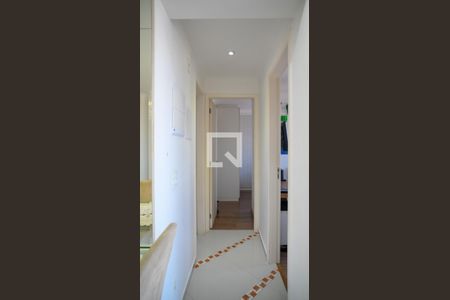 Corredor de apartamento para alugar com 2 quartos, 57m² em Jardim Celeste, São Paulo
