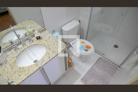 Banheiro da Suite de apartamento para alugar com 2 quartos, 57m² em Jardim Celeste, São Paulo