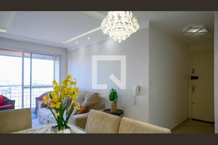 Sala de apartamento para alugar com 2 quartos, 57m² em Jardim Celeste, São Paulo