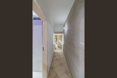 Corredor de casa para alugar com 3 quartos, 120m² em Artur Alvim, São Paulo