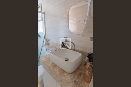 Banheiro de apartamento para alugar com 2 quartos, 64m² em Loteamento Country Ville, Campinas