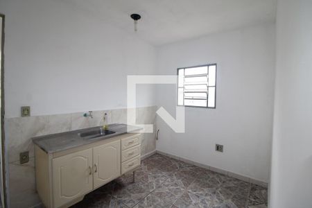 Cozinha de casa para alugar com 2 quartos, 75m² em Jardim Santa Cruz (zona Norte), São Paulo