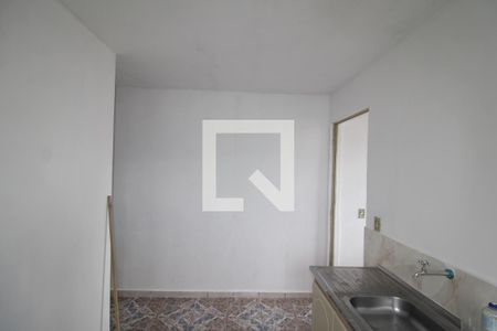 Cozinha de casa para alugar com 2 quartos, 75m² em Jardim Santa Cruz (zona Norte), São Paulo