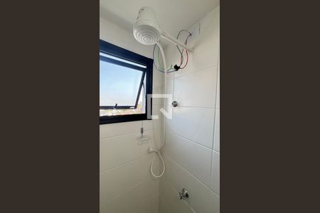 Banheiro de apartamento para alugar com 2 quartos, 45m² em Vila Palmares, Santo André