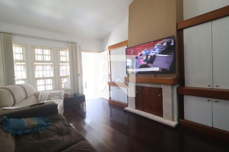 Sala de casa à venda com 3 quartos, 136m² em São Jorge, Novo Hamburgo