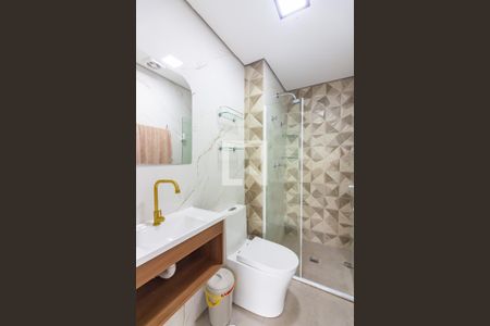 Banheiro de apartamento à venda com 2 quartos, 37m² em Bonfim, Osasco
