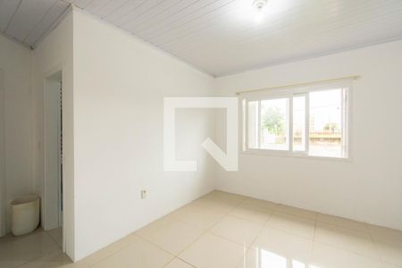 Sala de casa à venda com 5 quartos, 200m² em Fátima, Canoas