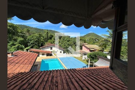 Casa à venda com 3 quartos, 320m² em Muriqui, Niterói